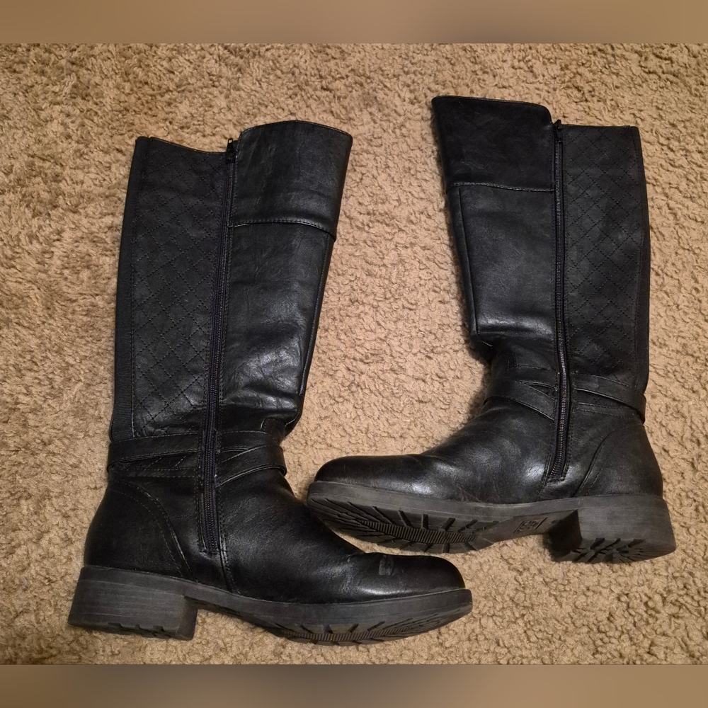 GUESS Ladies Riding Boots - Picture 7 of 14